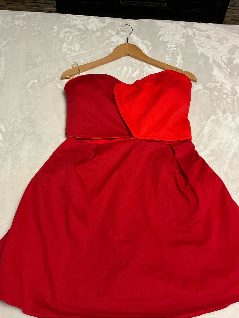 FARM Rio Strapless Heart Mini Dress - Picture 3 of 15